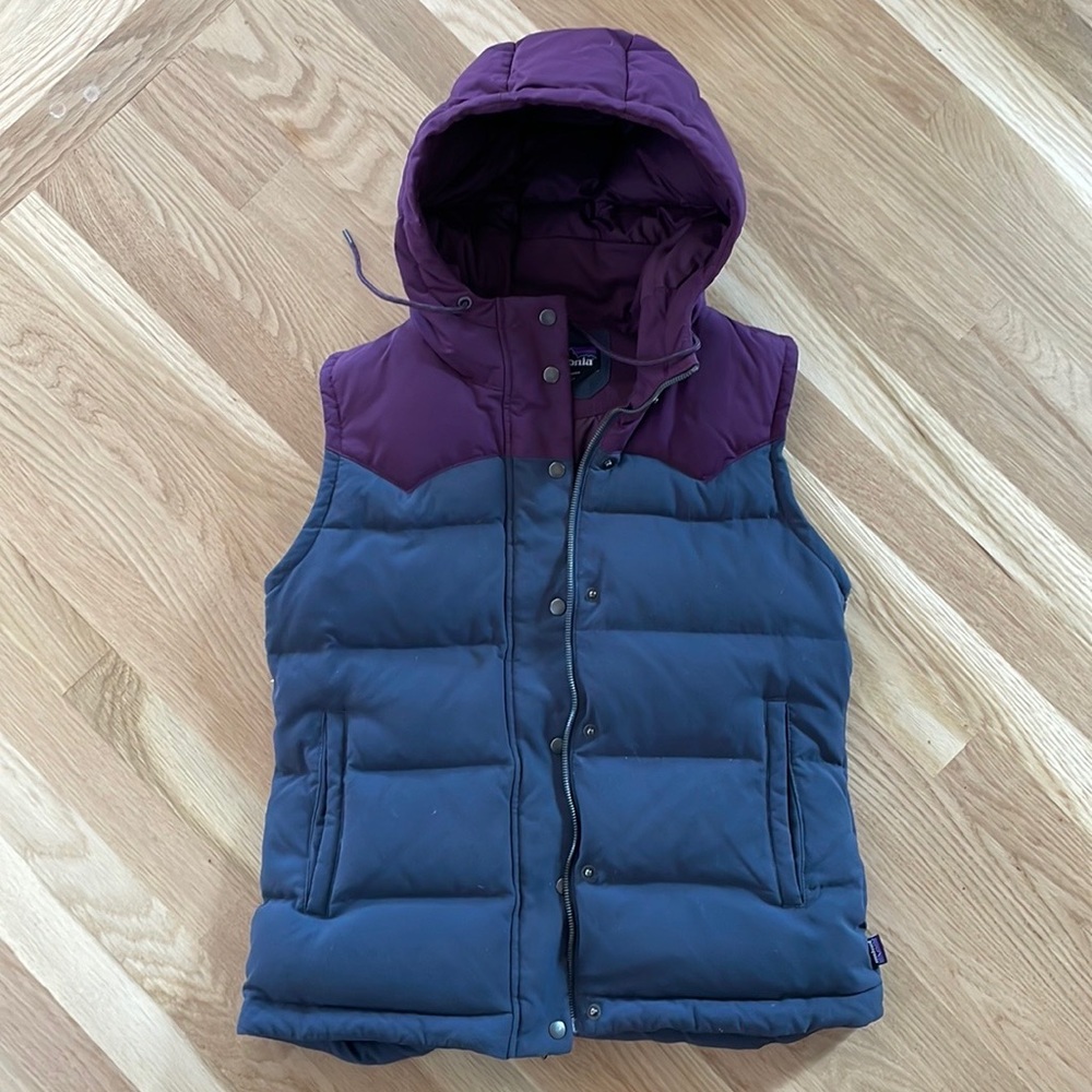 Patagonia Bivy Hooded Vest - Women's (EUC)